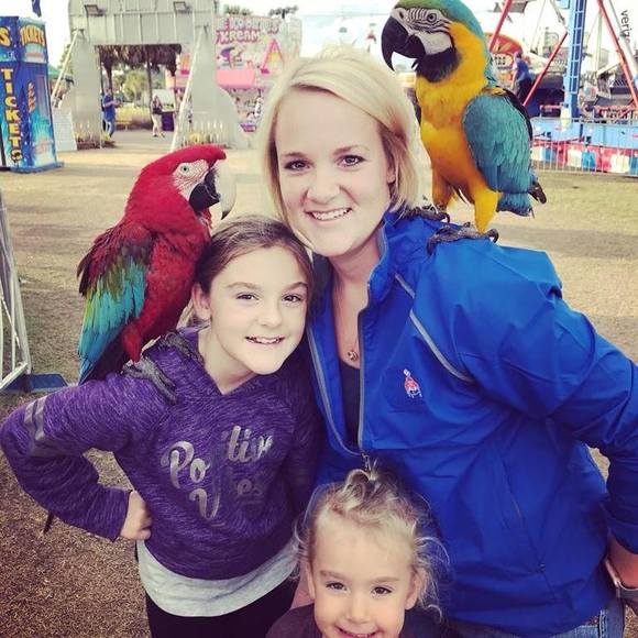 Meet your Posher, Miranda - Picture 1 of 1